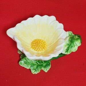 Sakura China Daisy Creamer Bowl Cup